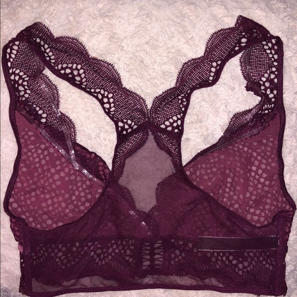 Victoria’s Secret Lace Bralette - Picture 3 of 5